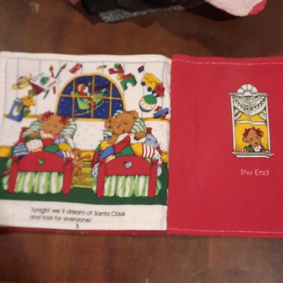 A TEDDY BEAR CHRISTMAS  , SOFT CLOTH STORYBOOK. - Picture 7 of 8
